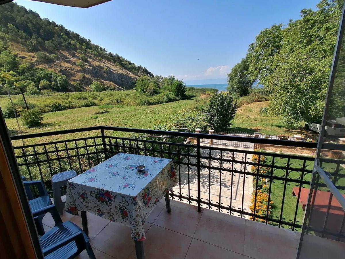 Vila Sara Ohrid Exteriör bild