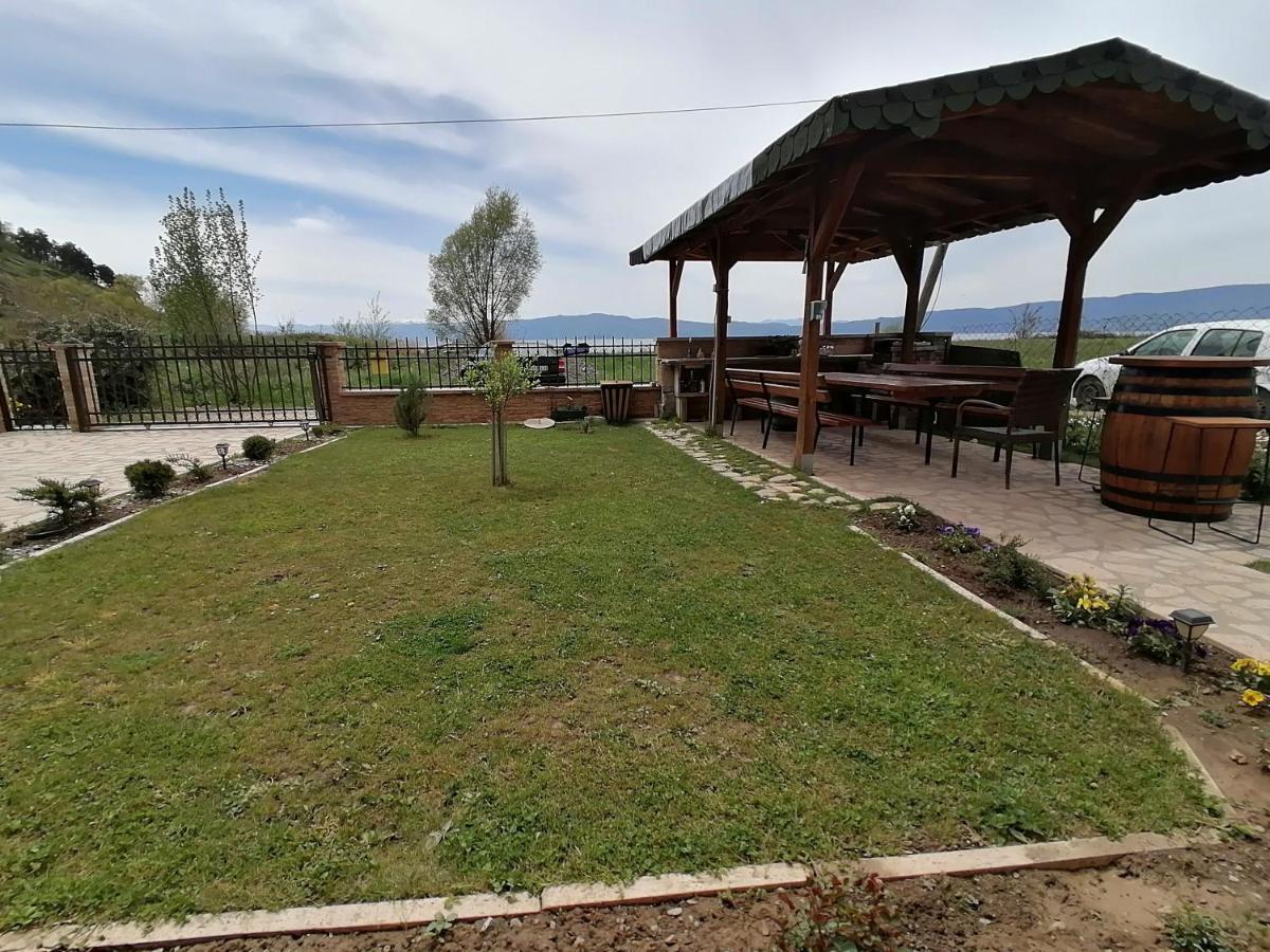 Vila Sara Ohrid Exteriör bild