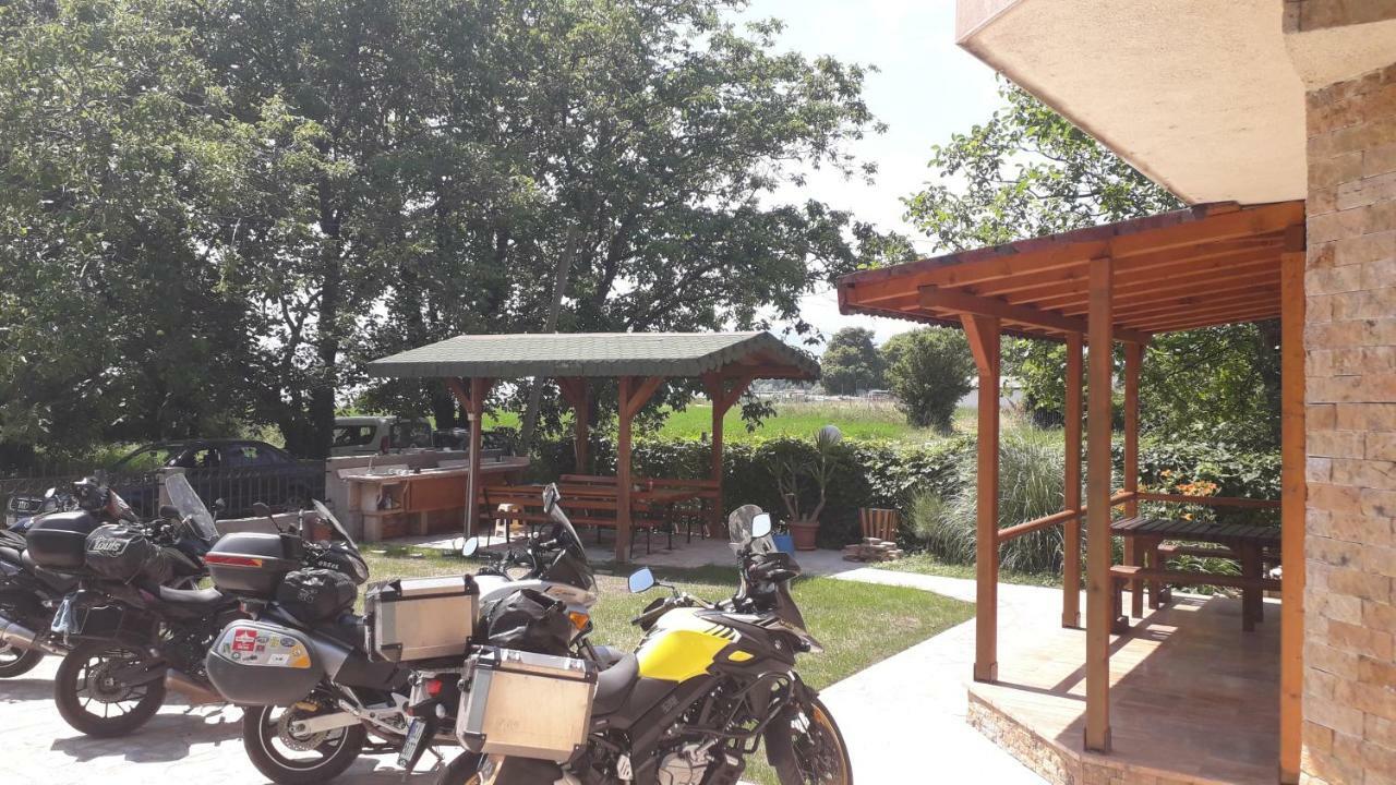Vila Sara Ohrid Exteriör bild